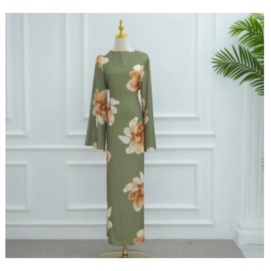 Elegant Floral Printed Polyester Abaya