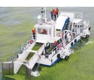 Mowing Boat / Aquatic Weed Harvester
